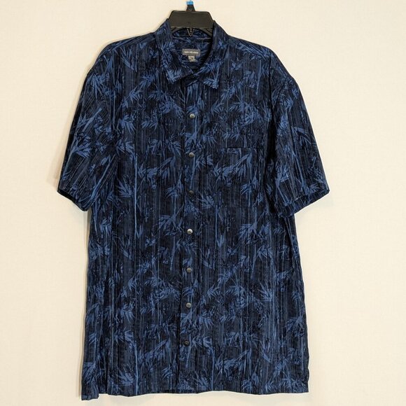 VAN HEUSEN Dark Blue Tropical Floral Short Sleeve Button Shirt; Size XLT - Picture 1 of 5